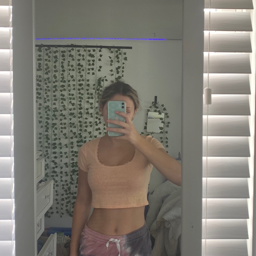 Pink me to we pacsun shirt